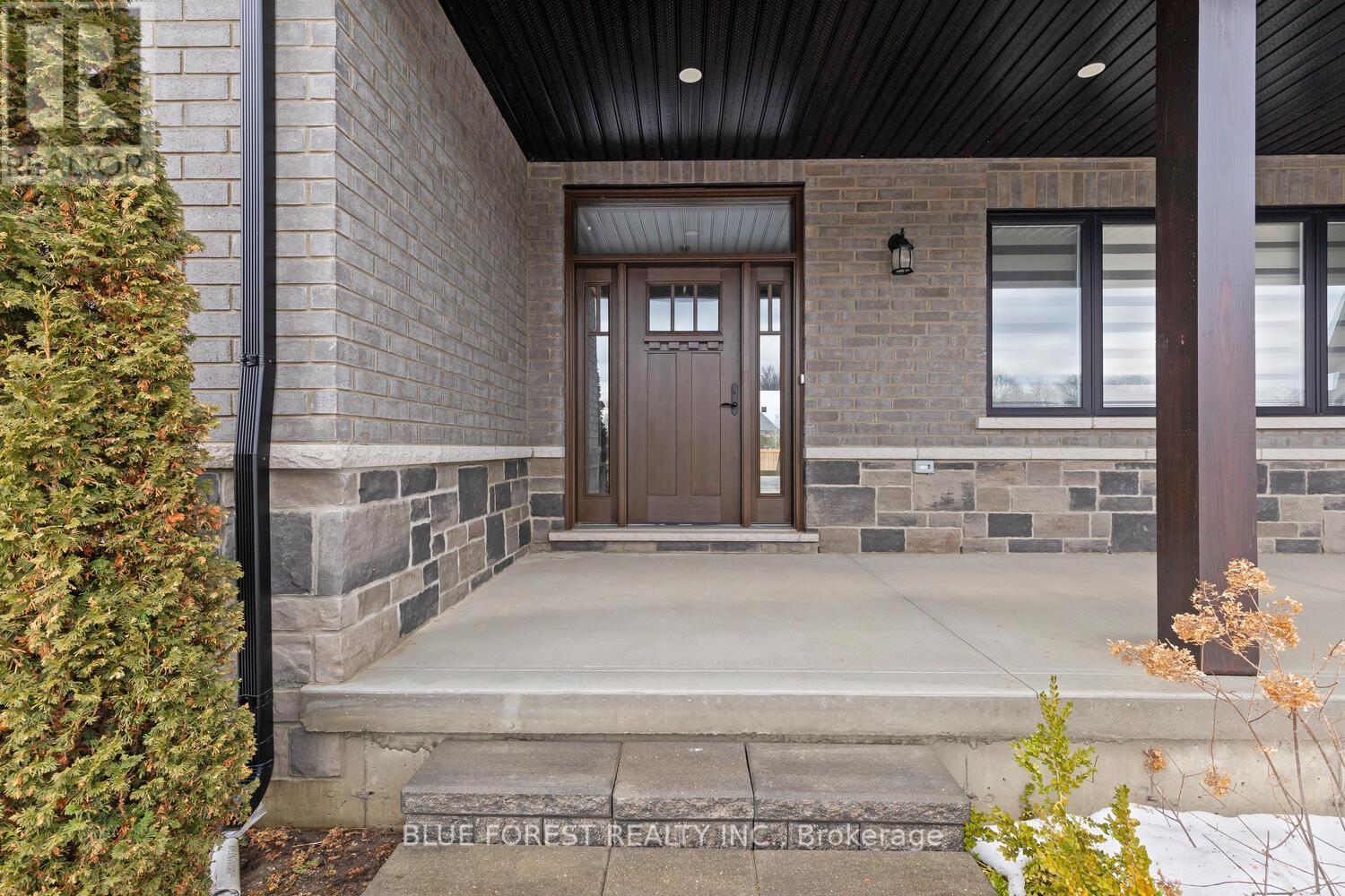 66 August Crescent, Norwich, Ontario  N0J 1R0 - Photo 7 - X12875158