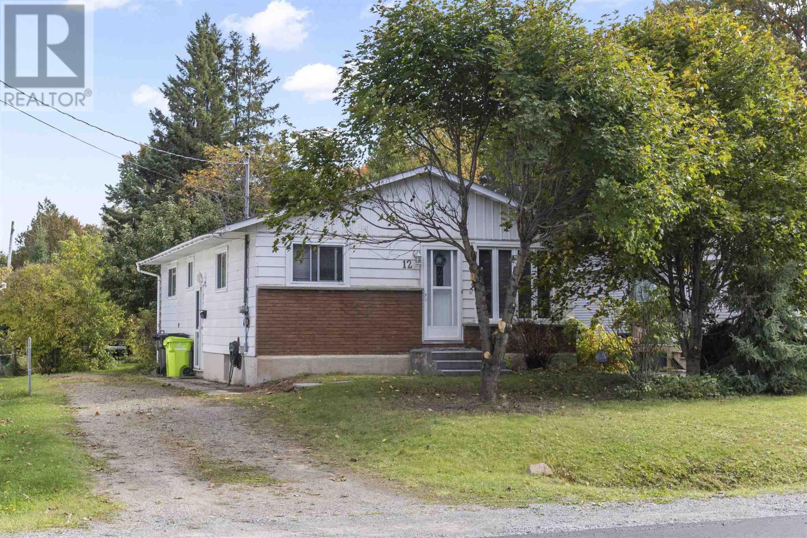 12 Vera St, Sault Ste. Marie, Ontario  P6B 5M8 - Photo 32 - SM260464