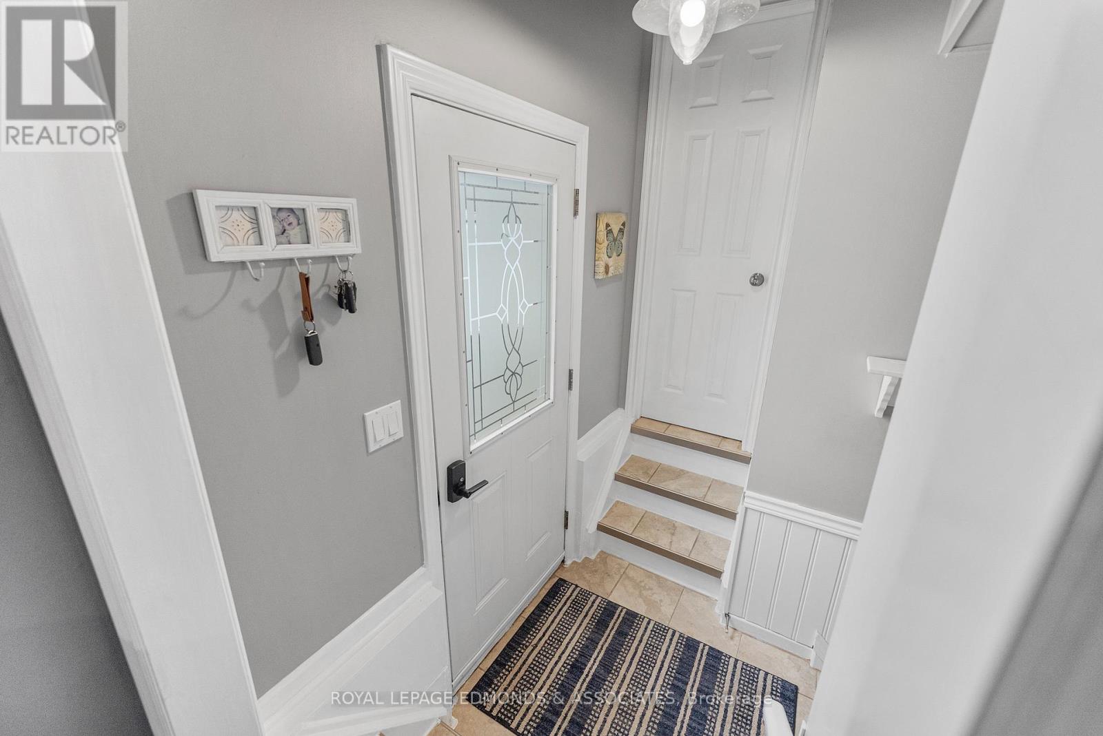 94 Oak Street W, Laurentian Valley, Ontario  K8A 7R3 - Photo 19 - X12875128