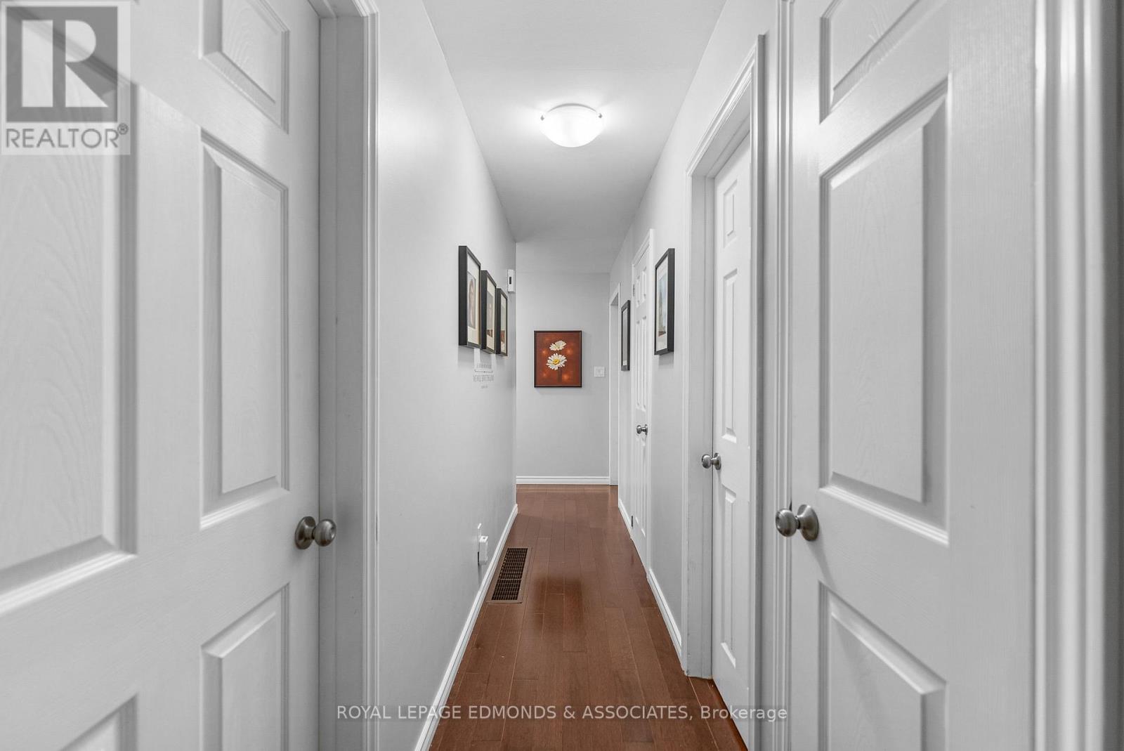 94 Oak Street W, Laurentian Valley, Ontario  K8A 7R3 - Photo 28 - X12875128