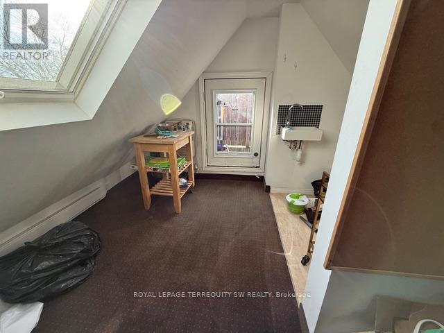 105 Barker Avenue, Toronto, Ontario  M4C 2N8 - Photo 49 - E12875030