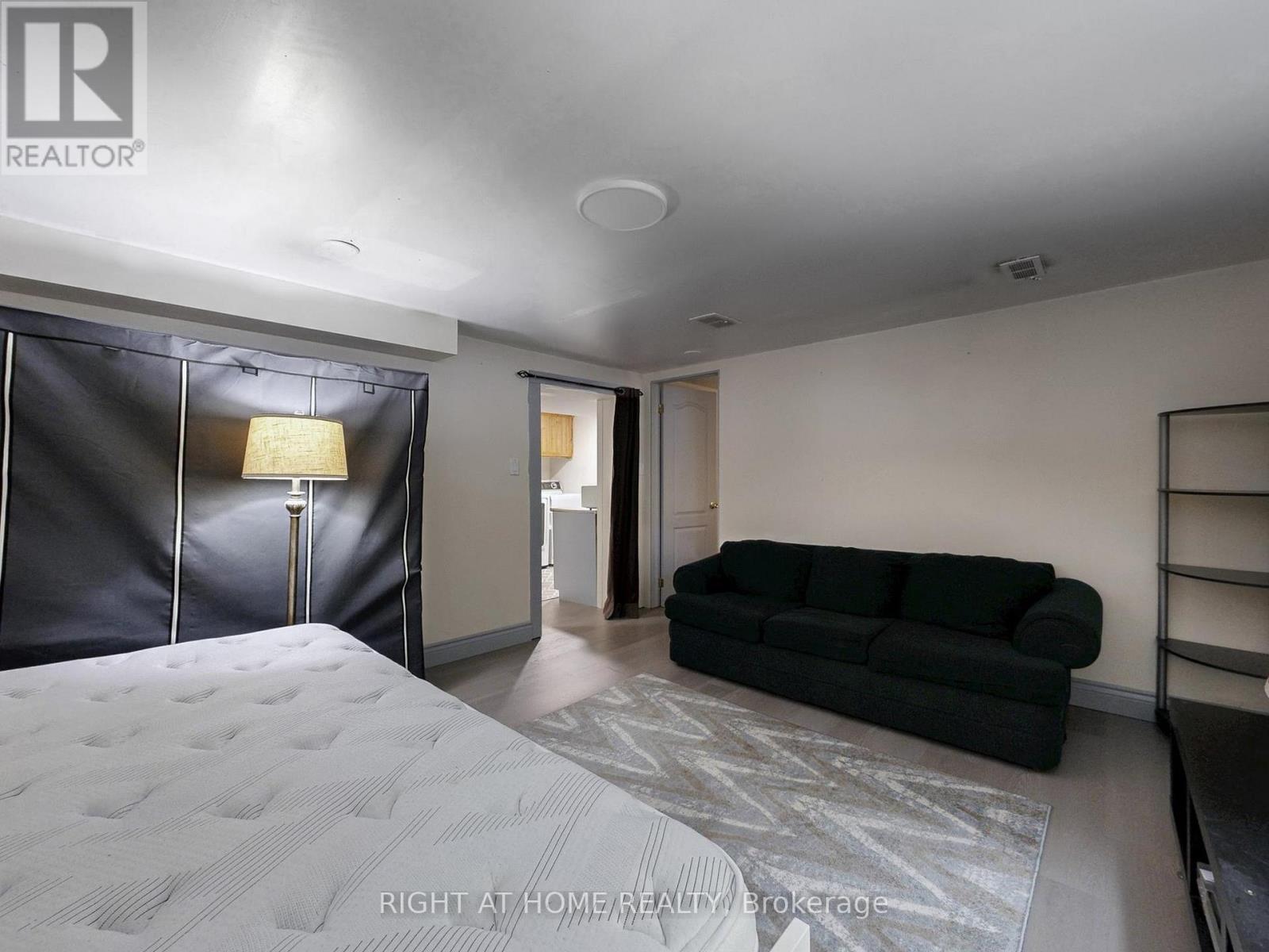 46 Glenshephard Drive, Toronto, Ontario  M1K 4N3 - Photo 38 - E12875172