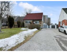 46 GLENSHEPHARD DRIVE, Toronto, Ontario