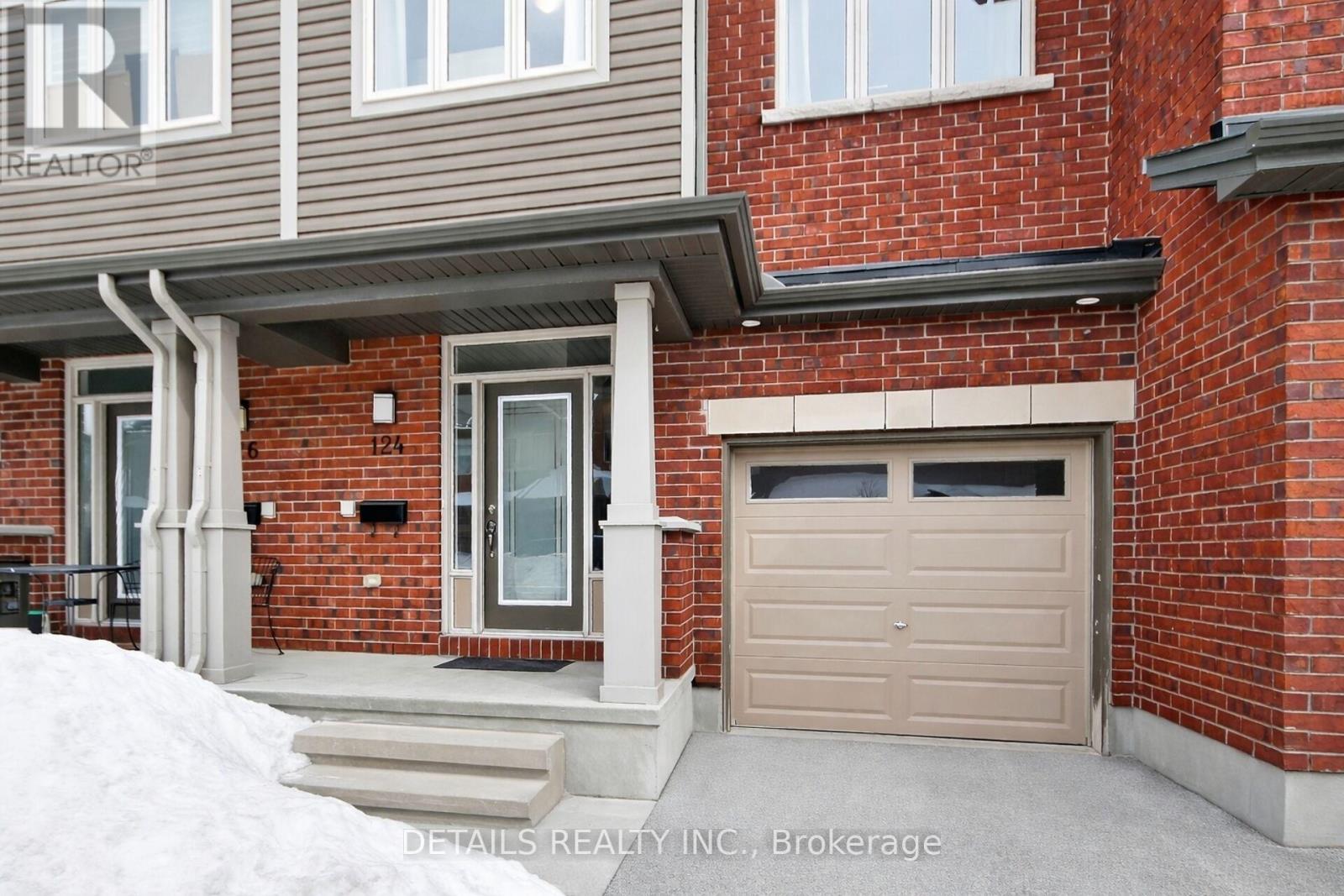 124 Overberg Way, Ottawa, Ontario  K2S 0J7 - Photo 2 - X12874822