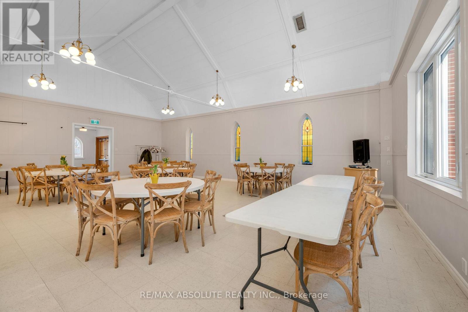 2476 Old Montreal Road, Ottawa, Ontario  K4C 1G6 - Photo 19 - X12875046