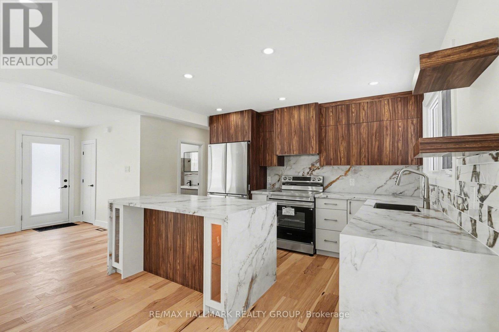 1 - 52 Glenridge Road, Ottawa, Ontario  K2G 2Z7 - Photo 6 - X12875180