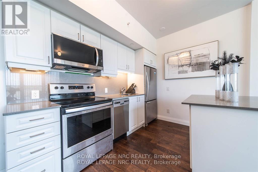 302 - 7711 Green Vista Gate, Niagara Falls (Oldfield), Ontario  L2H 1R1 - Photo 6 - X12875054