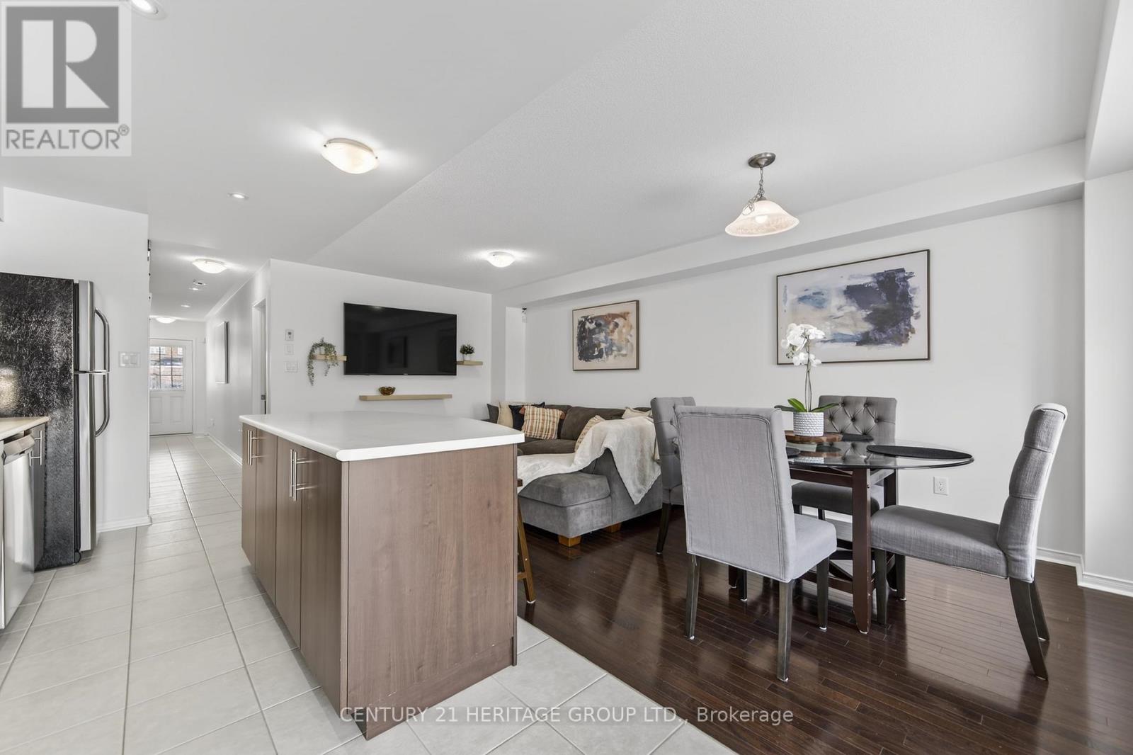 44 Acorn Lane, Bradford West Gwillimbury (Bradford), Ontario  L3Z 0H6 - Photo 17 - N12874800