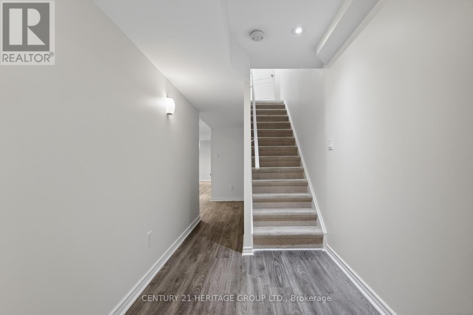 44 Acorn Lane, Bradford West Gwillimbury (Bradford), Ontario  L3Z 0H6 - Photo 35 - N12874800