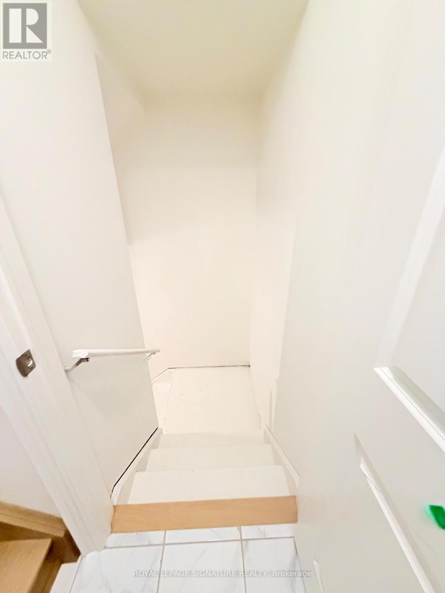 8 Art Leech Drive, Richmond Hill, Ontario  L4E 3R9 - Photo 40 - N12874804