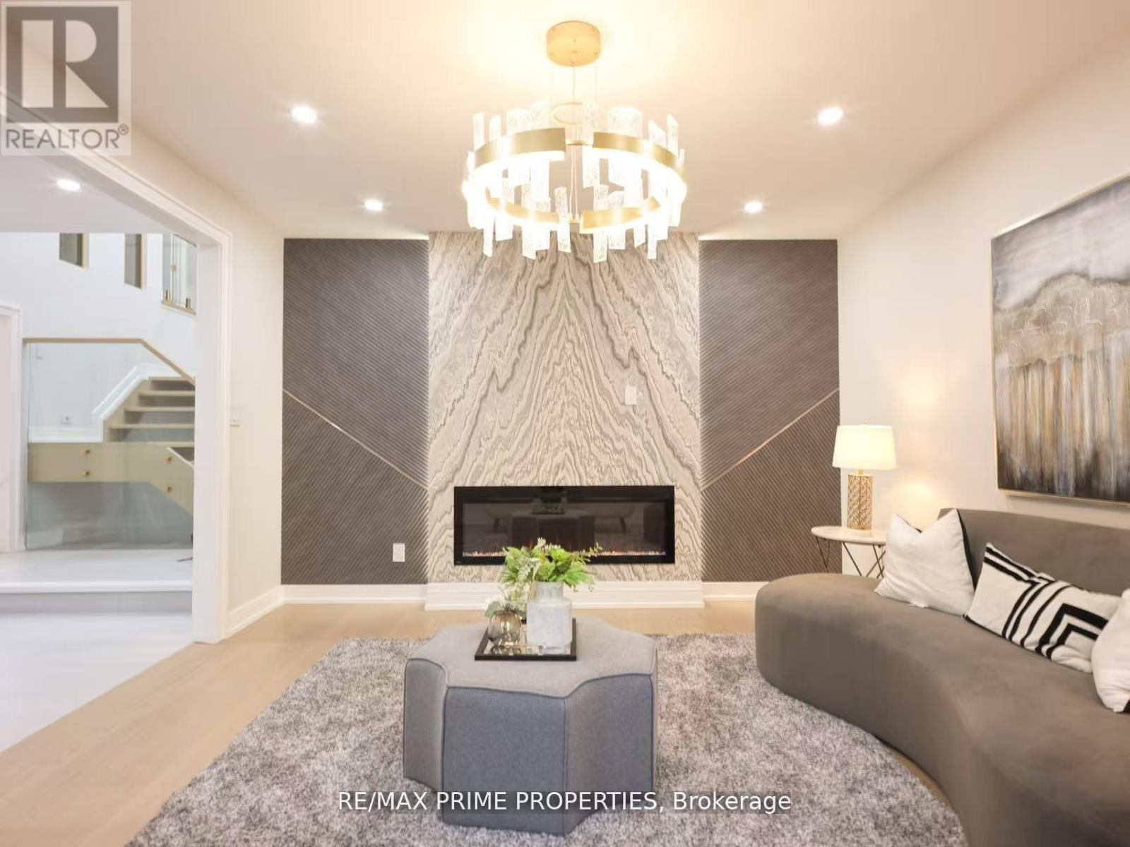 137 Old Surrey Lane, Richmond Hill, Ontario  L4C 6R9 - Photo 25 - N12874834