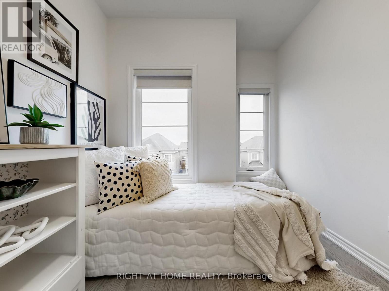 30 Paisley Drive, Bradford West Gwillimbury, Ontario  L3Y 0A3 - Photo 17 - N12874836