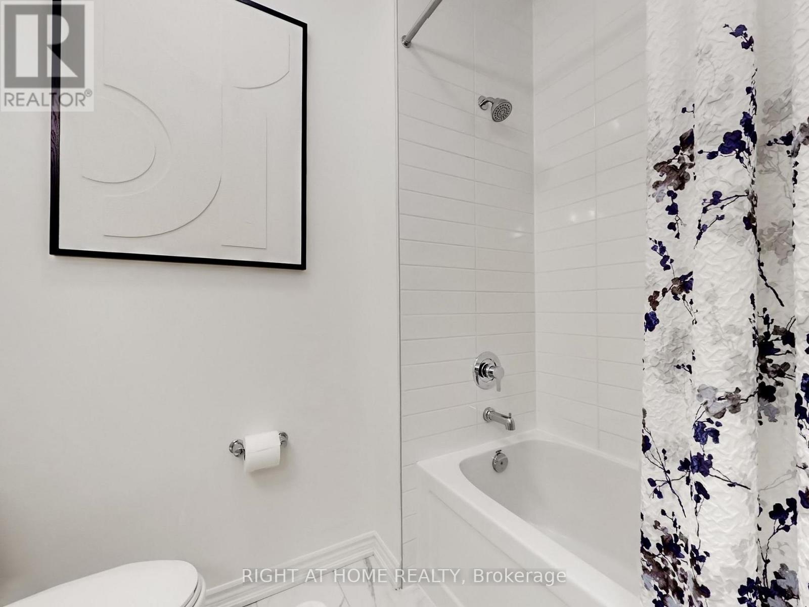 30 Paisley Drive, Bradford West Gwillimbury, Ontario  L3Y 0A3 - Photo 24 - N12874836