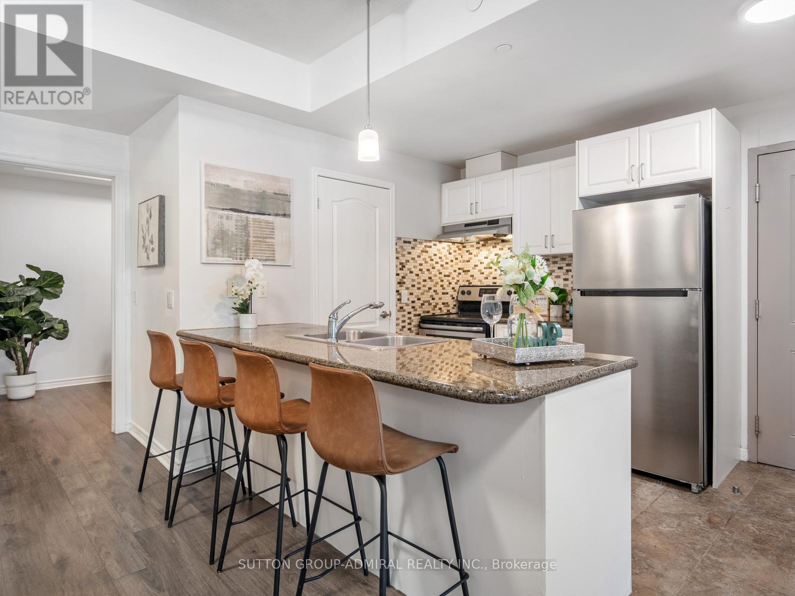 101 - 9589 Keele Street, Vaughan, Ontario  L6A 5M1 - Photo 7 - N12874878