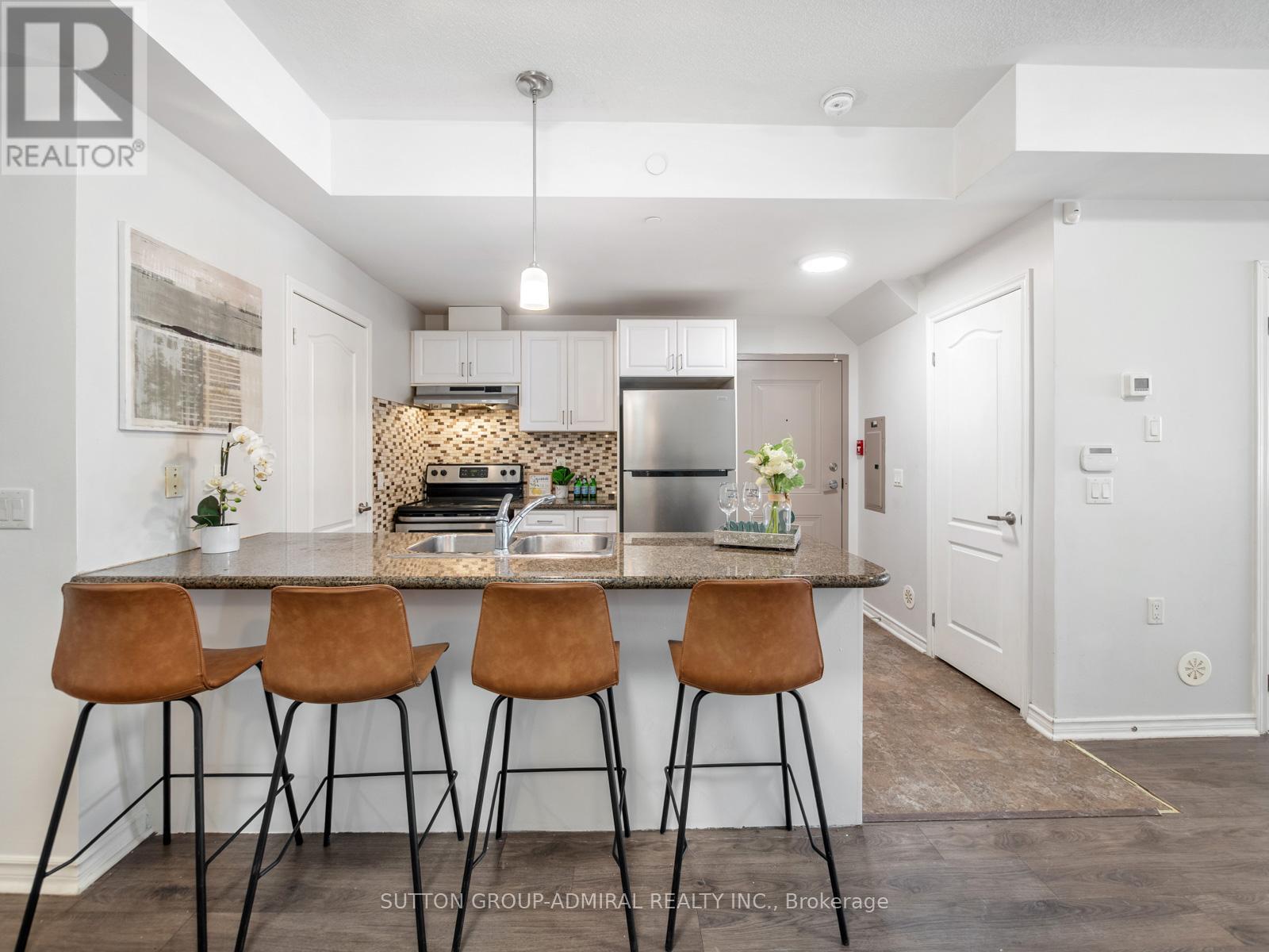 101 - 9589 Keele Street, Vaughan, Ontario  L6A 5M1 - Photo 8 - N12874878