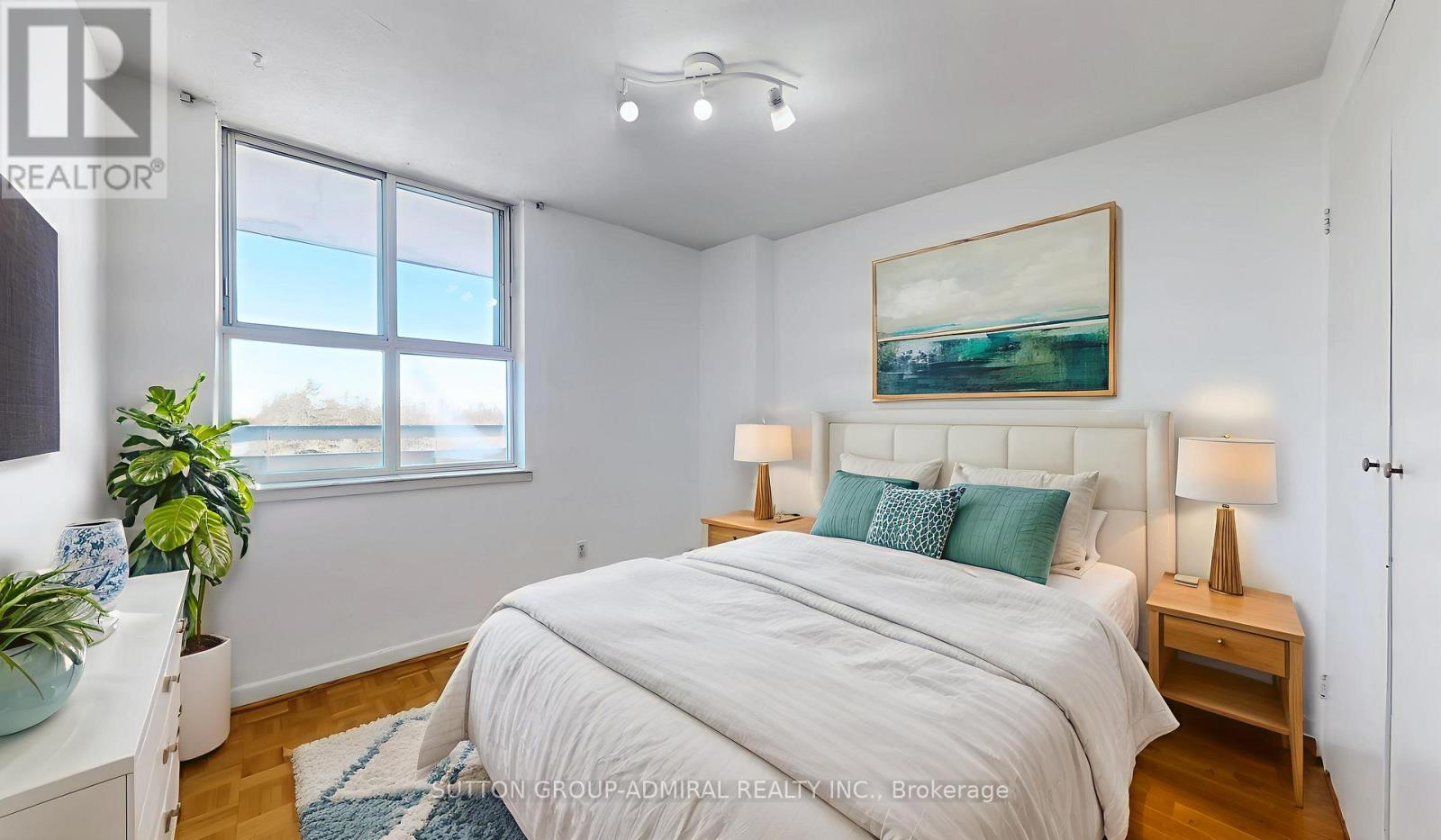 901 - 80 Inverlochy Boulevard, Markham, Ontario  L3T 4P3 - Photo 19 - N12874892