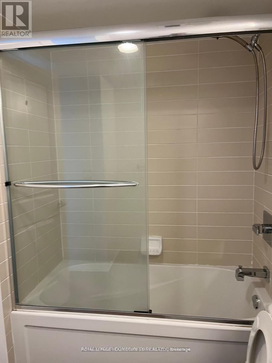 317 - 75 Norman Bethune Avenue, Richmond Hill (Beaver Creek Business Park), Ontario  L4B 0B6 - Photo 12 - N12875018