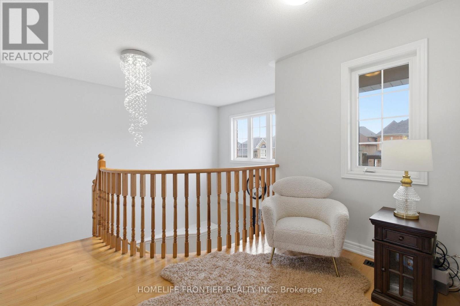 475 Kwapis Boulevard, Newmarket, Ontario  L3X 3K5 - Photo 19 - N12875088