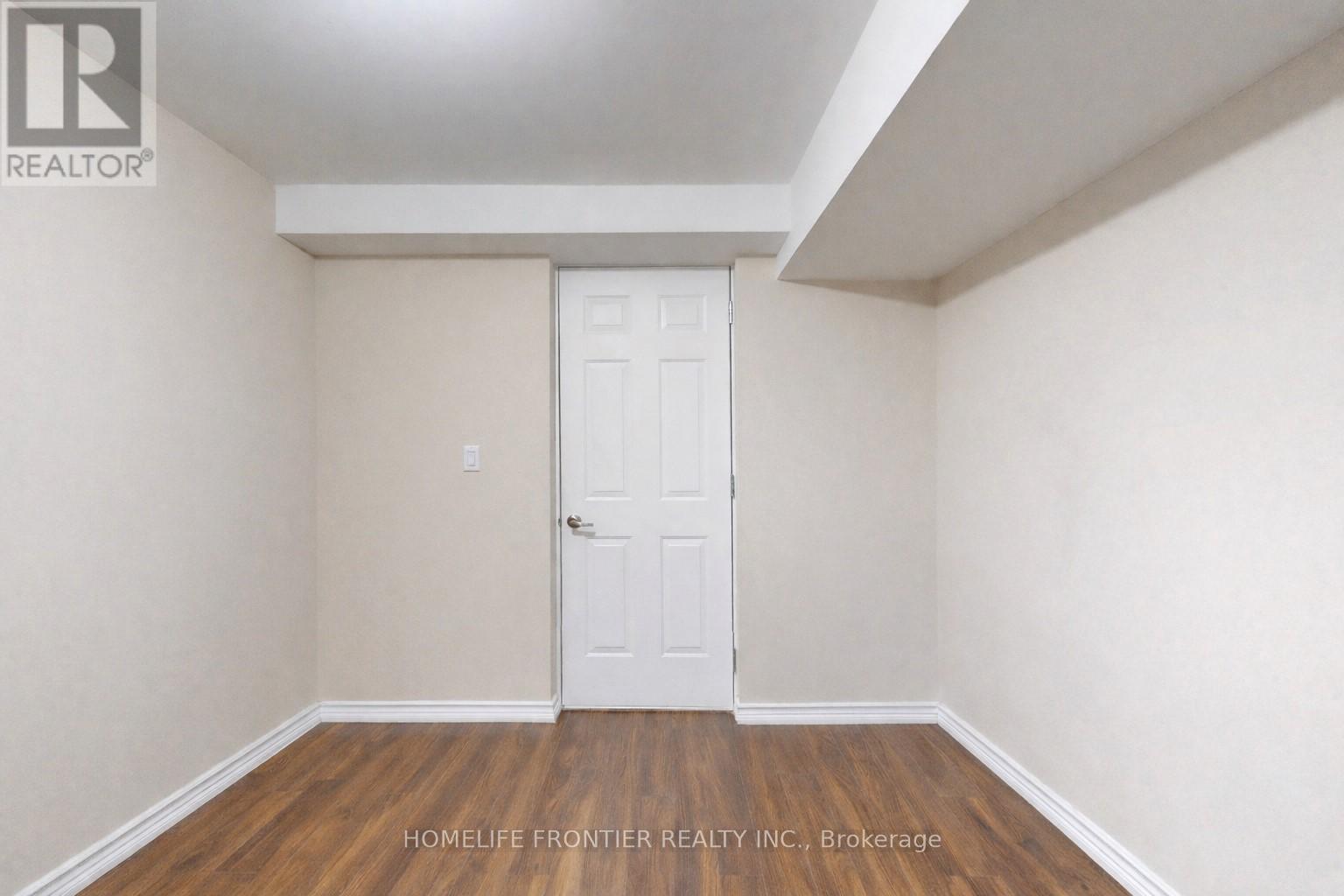 475 Kwapis Boulevard, Newmarket, Ontario  L3X 3K5 - Photo 42 - N12875088