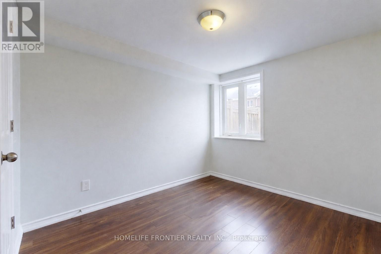 475 Kwapis Boulevard, Newmarket, Ontario  L3X 3K5 - Photo 43 - N12875088