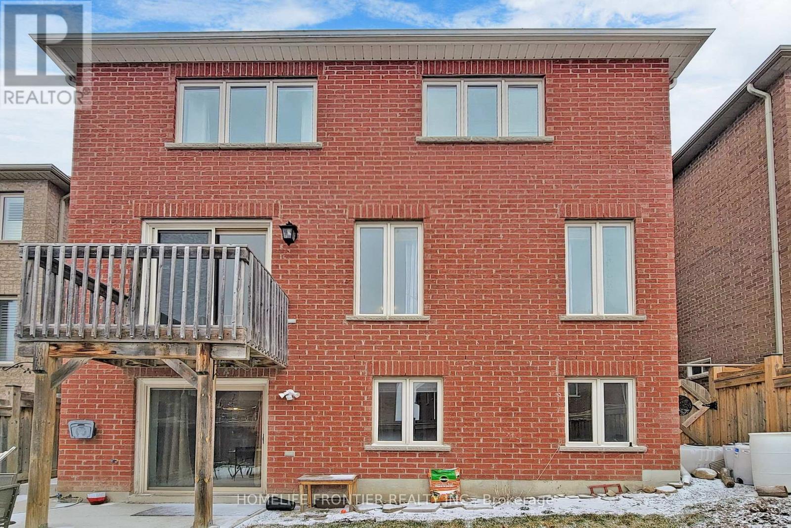 475 Kwapis Boulevard, Newmarket, Ontario  L3X 3K5 - Photo 48 - N12875088