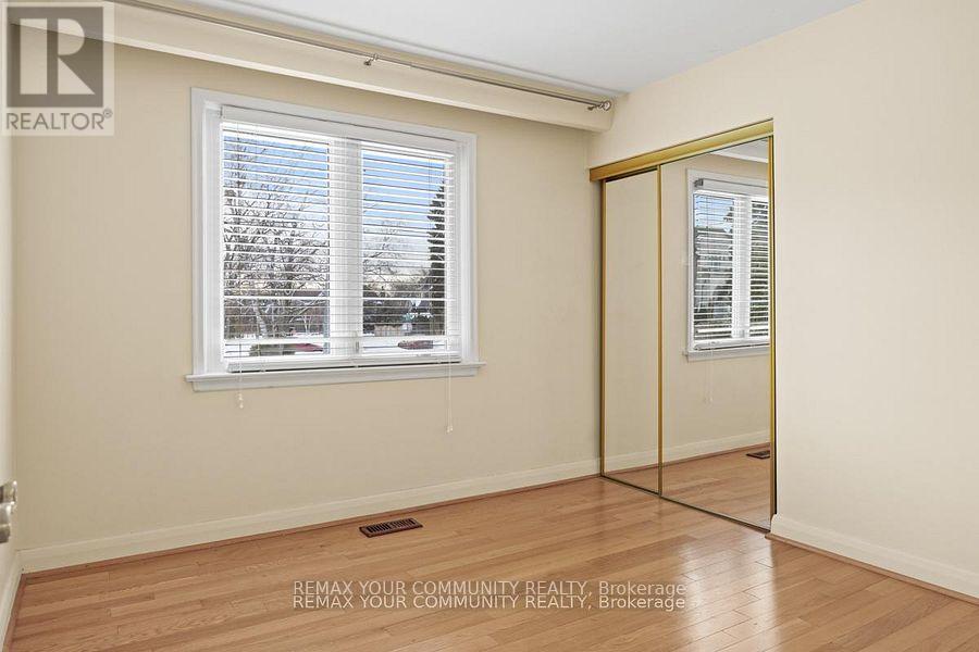 Main - 16 Orlon Crescent, Richmond Hill (South Richvale), Ontario  L4C 6S5 - Photo 14 - N12875090