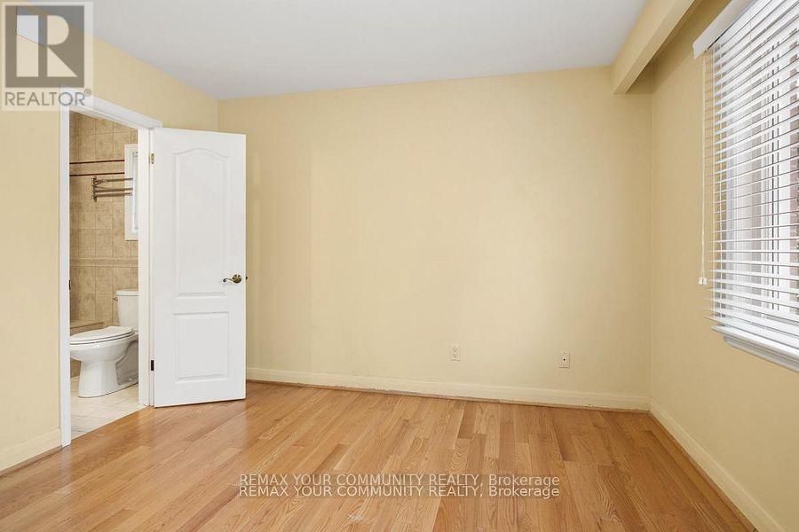 Main - 16 Orlon Crescent, Richmond Hill (South Richvale), Ontario  L4C 6S5 - Photo 16 - N12875090