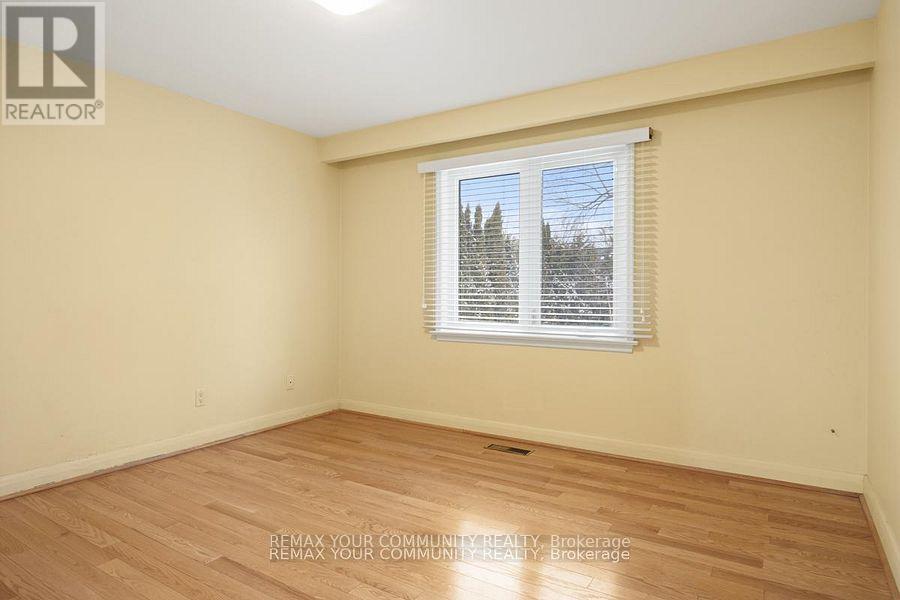 Main - 16 Orlon Crescent, Richmond Hill (South Richvale), Ontario  L4C 6S5 - Photo 17 - N12875090