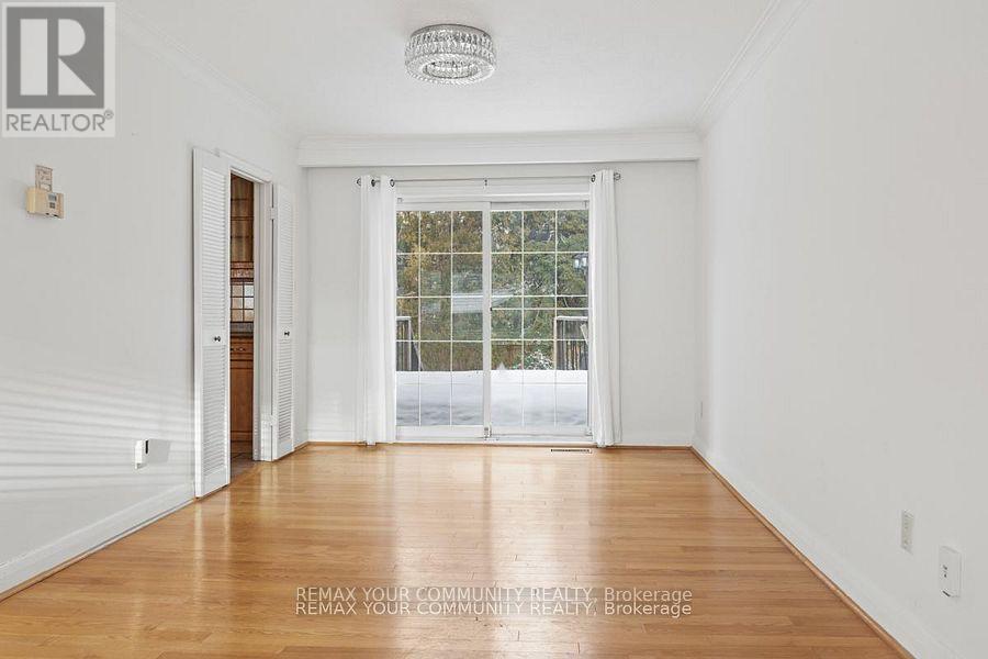 Main - 16 Orlon Crescent, Richmond Hill (South Richvale), Ontario  L4C 6S5 - Photo 6 - N12875090