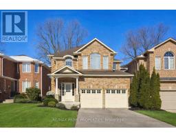 22 WAYMOUNT AVENUE, Richmond Hill, Ontario