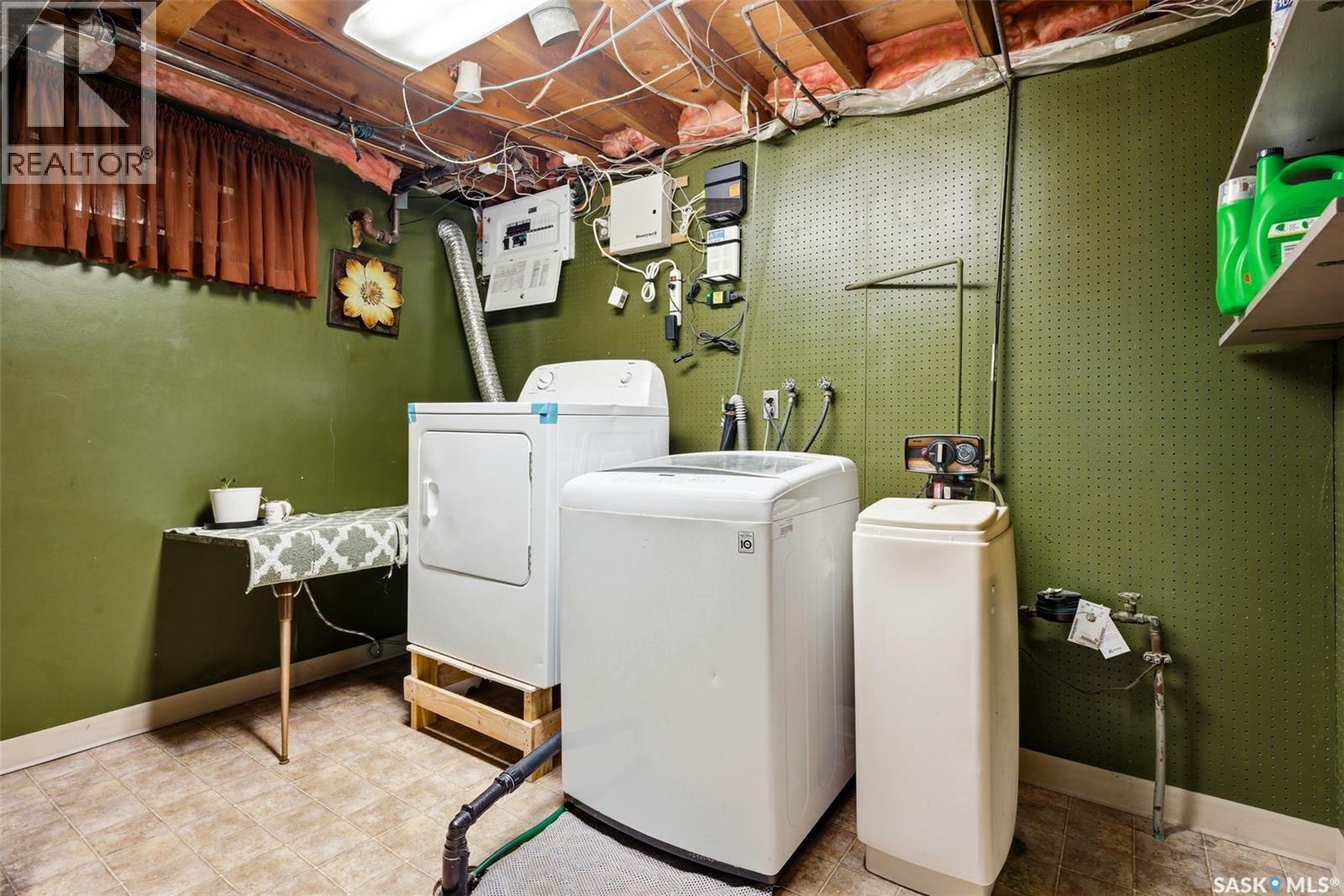 1022 Broder Street, Regina, Saskatchewan  S4N 3P7 - Photo 29 - SK030221