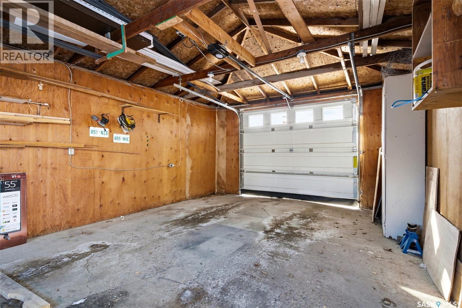 1022 Broder Street, Regina, Saskatchewan  S4N 3P7 - Photo 31 - SK030221