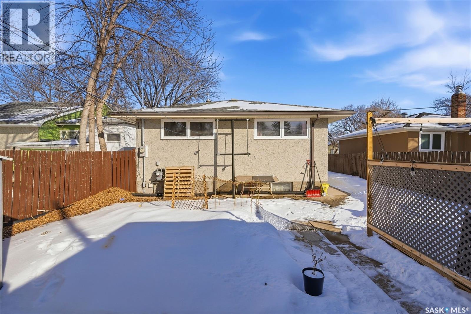 1022 Broder Street, Regina, Saskatchewan  S4N 3P7 - Photo 36 - SK030221