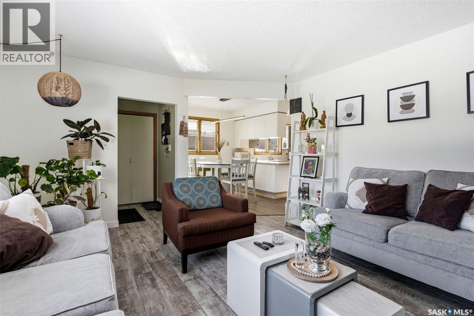 1022 Broder Street, Regina, Saskatchewan  S4N 3P7 - Photo 6 - SK030221