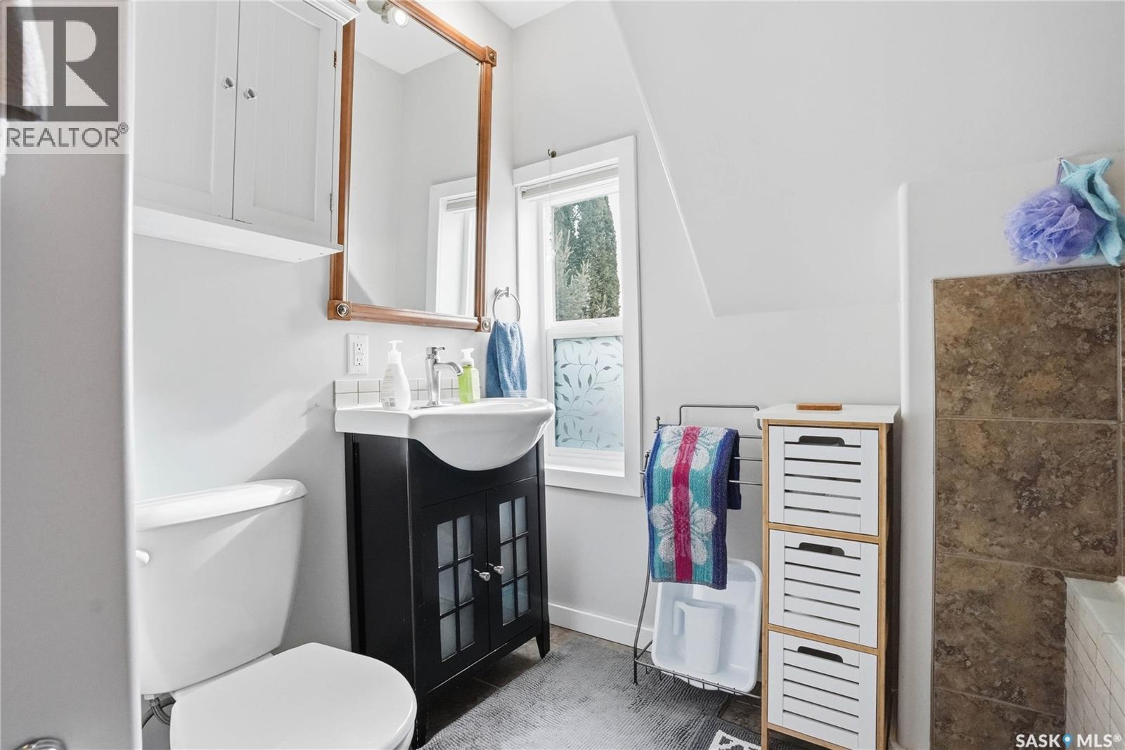 514 4th Street E, Saskatoon, Saskatchewan  S7H 1J7 - Photo 23 - SK030213