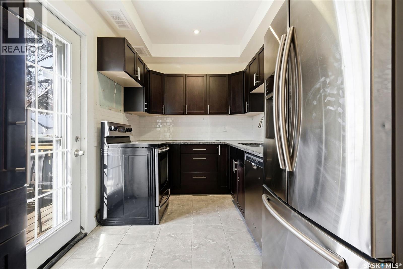 2026 Garnet Street, Regina, Saskatchewan  S4T 2Z6 - Photo 14 - SK030171