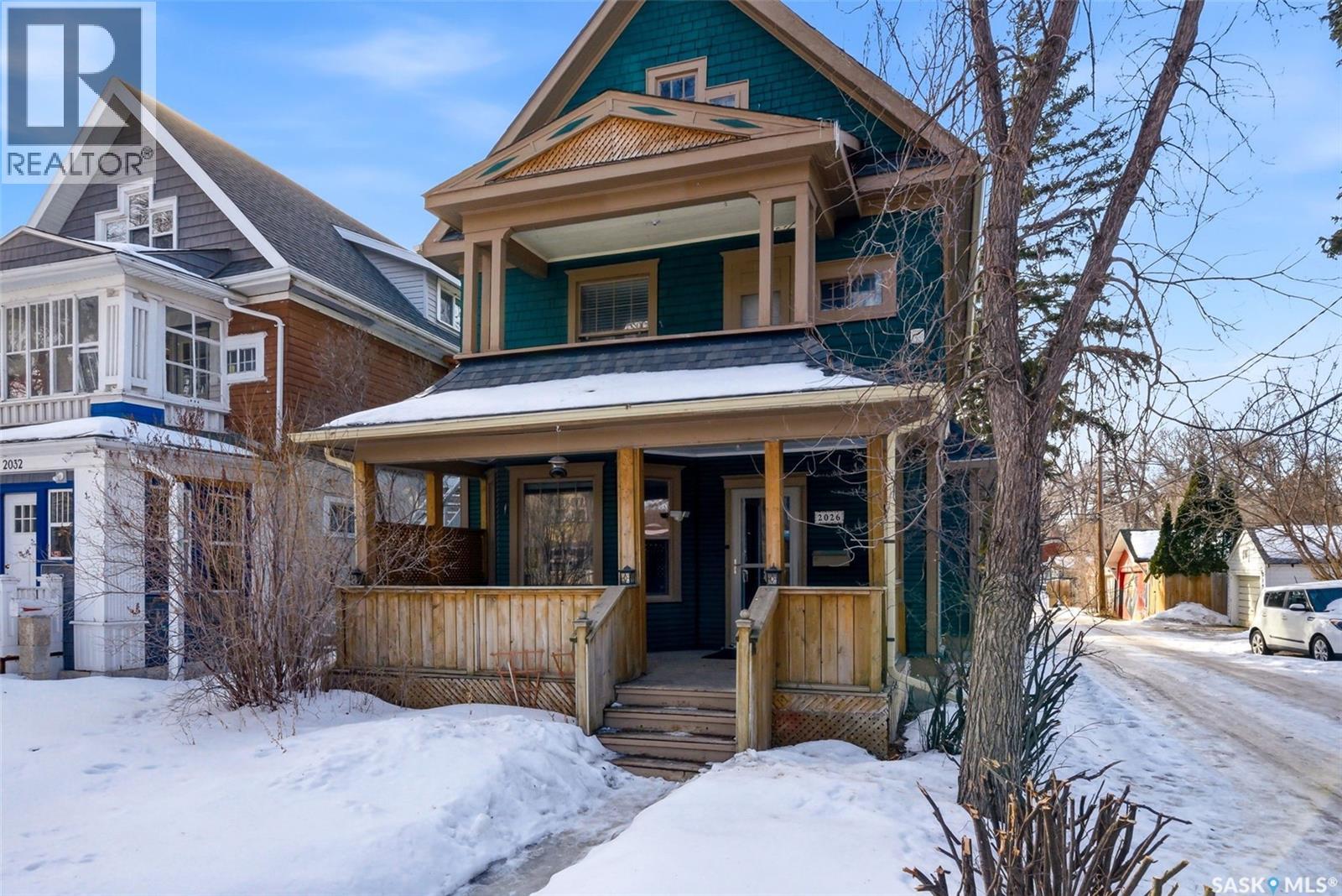 2026 Garnet Street, Regina, Saskatchewan  S4T 2Z6 - Photo 2 - SK030171