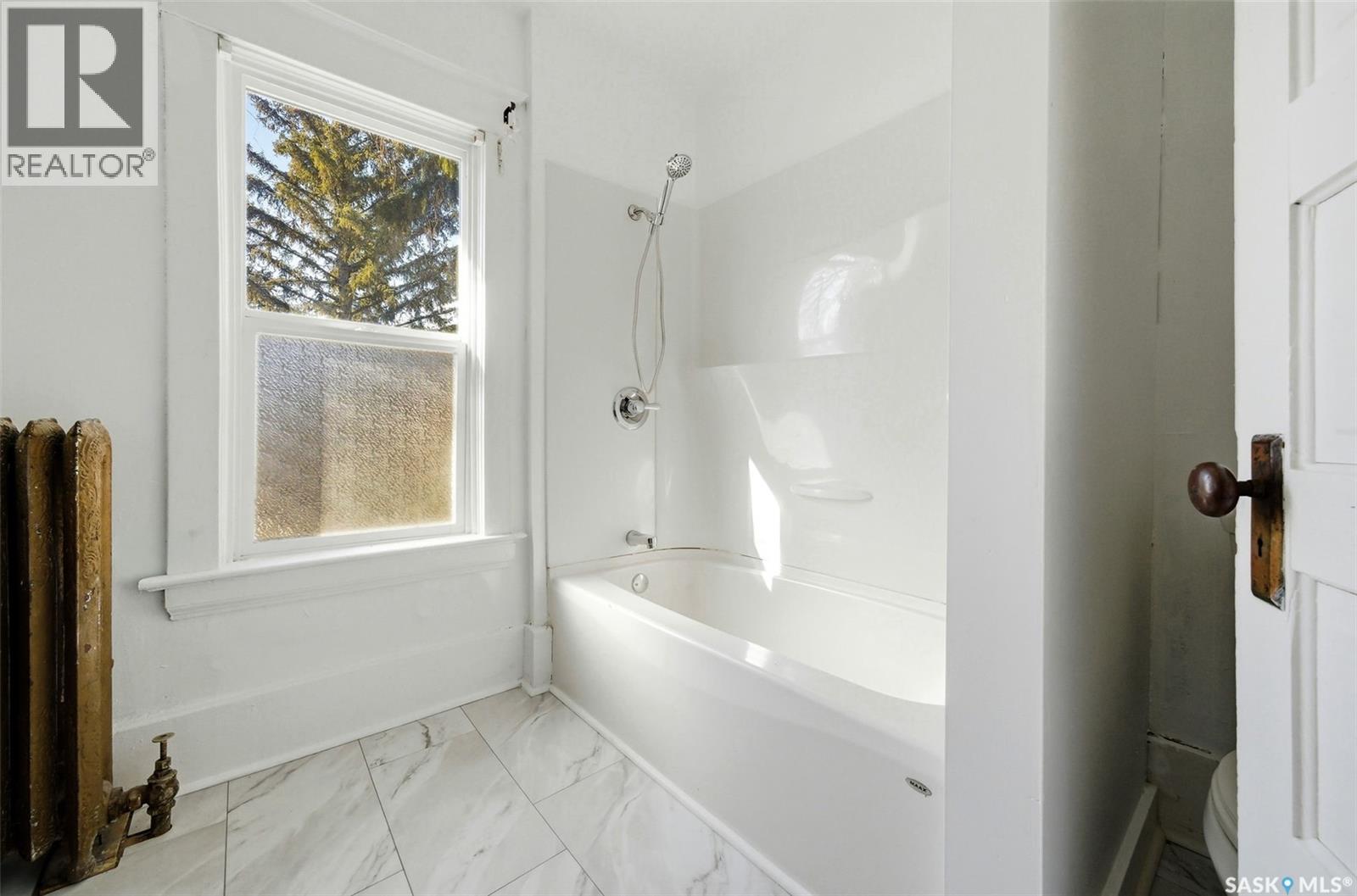 2026 Garnet Street, Regina, Saskatchewan  S4T 2Z6 - Photo 30 - SK030171