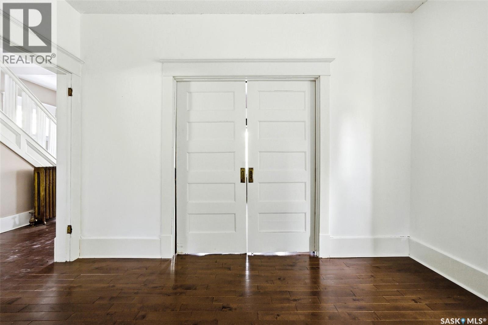 2026 Garnet Street, Regina, Saskatchewan  S4T 2Z6 - Photo 9 - SK030171