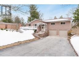 21 POOLES ROAD, Springwater, Ontario