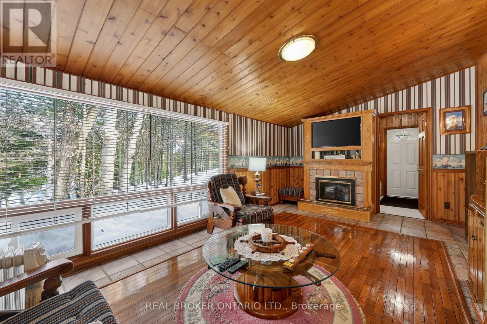 7862 Park Lane Crescent, Ramara, Ontario  L0K 2B0 - Photo 7 - S12874888