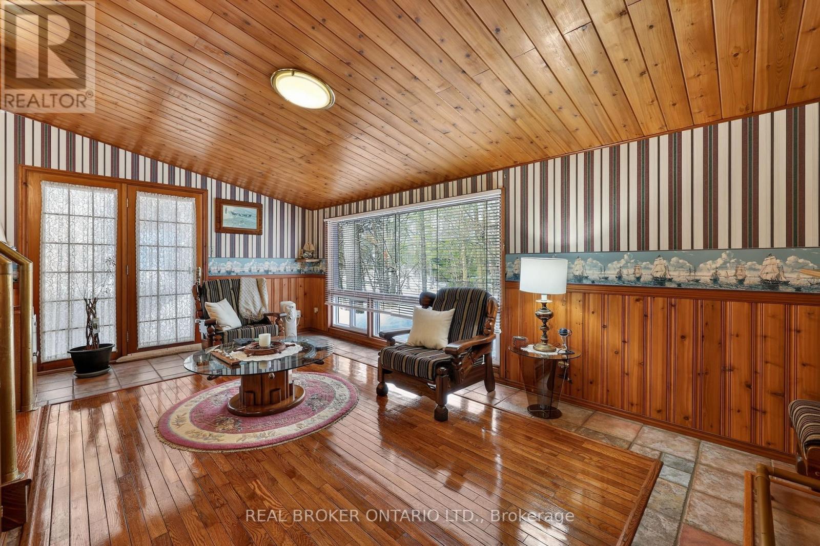 7862 Park Lane Crescent, Ramara, Ontario  L0K 2B0 - Photo 9 - S12874888