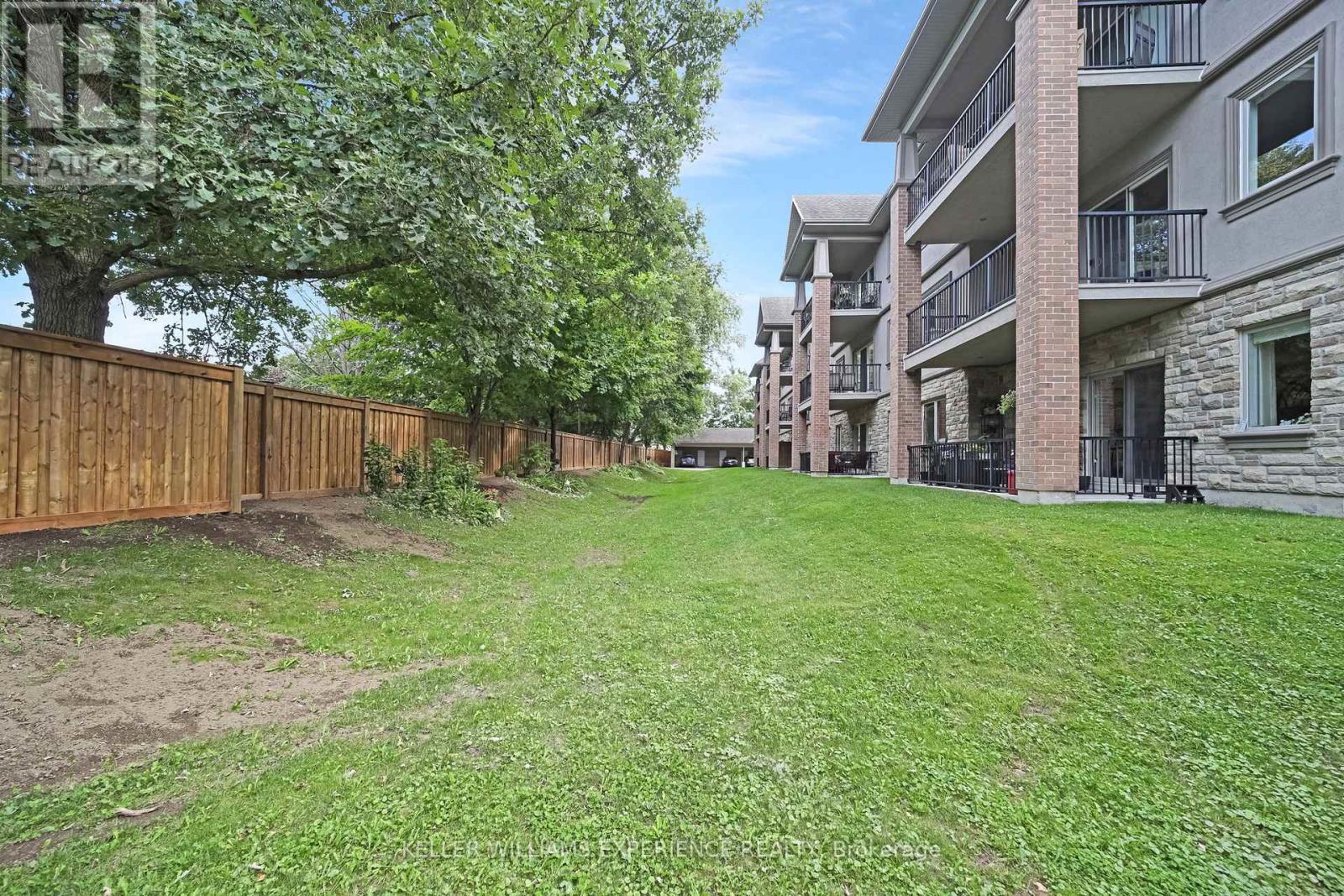 103 - 19b Yonge Street N, Springwater (Elmvale), Ontario  L0L 1P0 - Photo 25 - S12875092