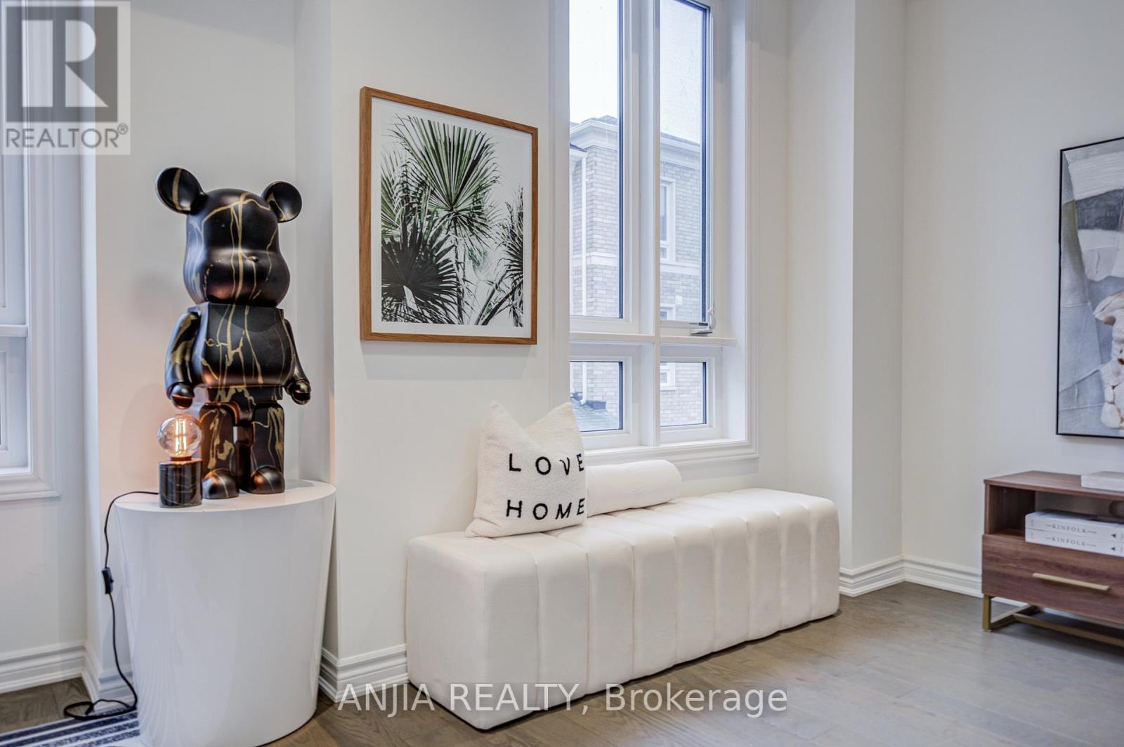 82 Chicago Lane, Markham, Ontario  L6E 2B9 - Photo 17 - N12870372