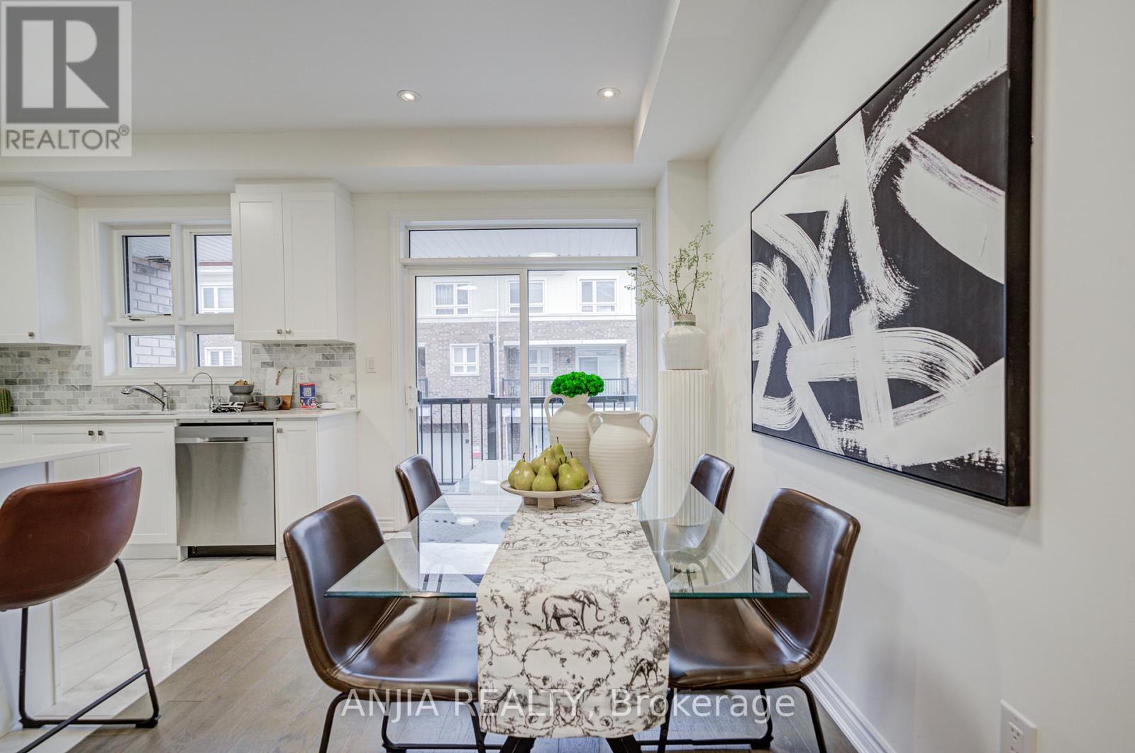 82 Chicago Lane, Markham, Ontario  L6E 2B9 - Photo 20 - N12870372