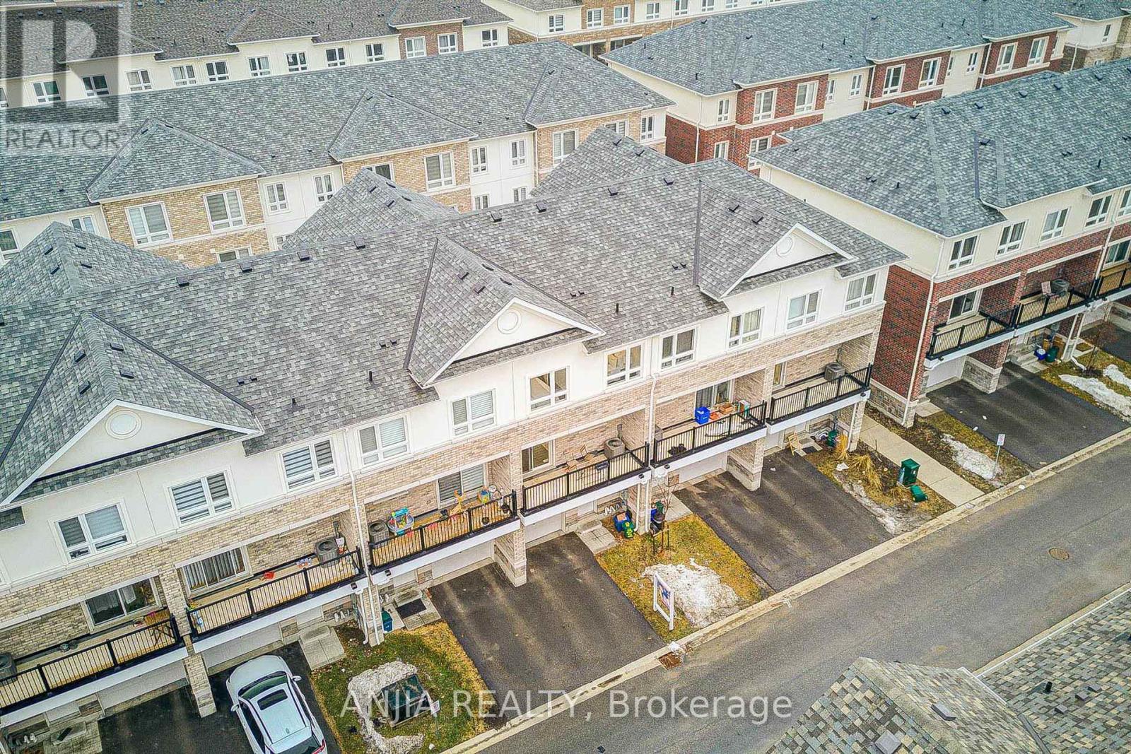 82 Chicago Lane, Markham, Ontario  L6E 2B9 - Photo 49 - N12870372