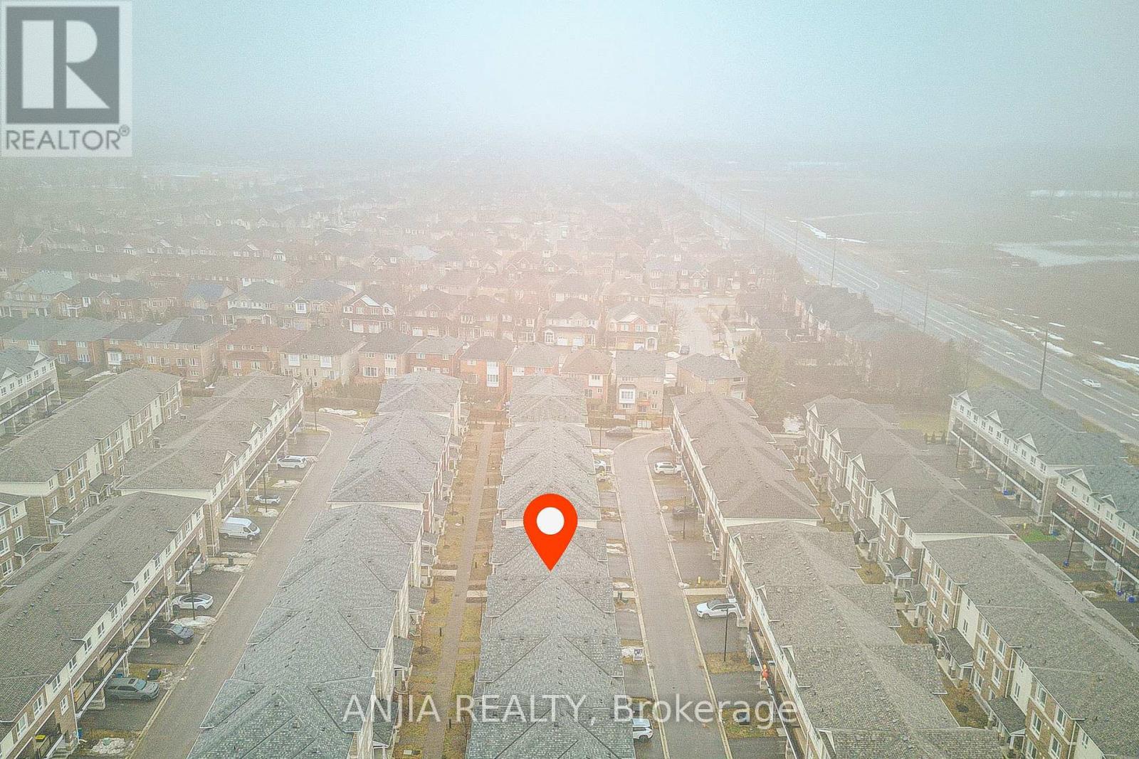 82 Chicago Lane, Markham, Ontario  L6E 2B9 - Photo 47 - N12870372