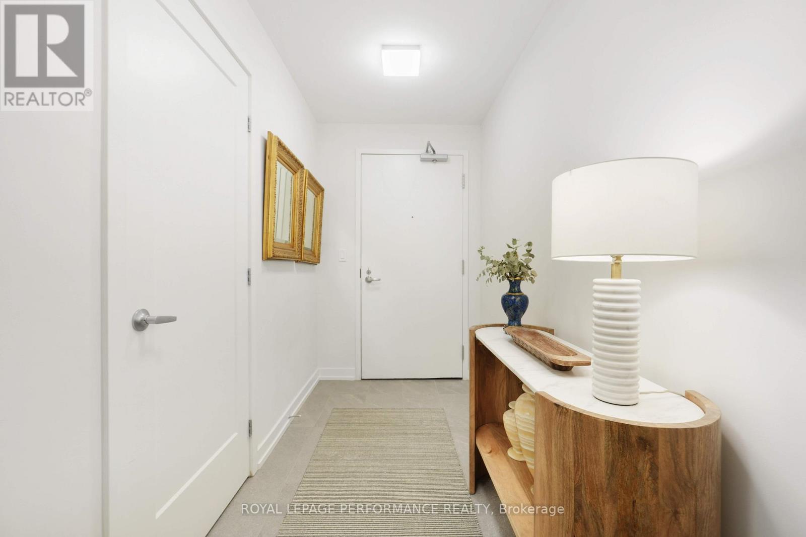 301 - 570 De Mazenod Avenue, Ottawa, Ontario  K1S 5X2 - Photo 6 - X12826904