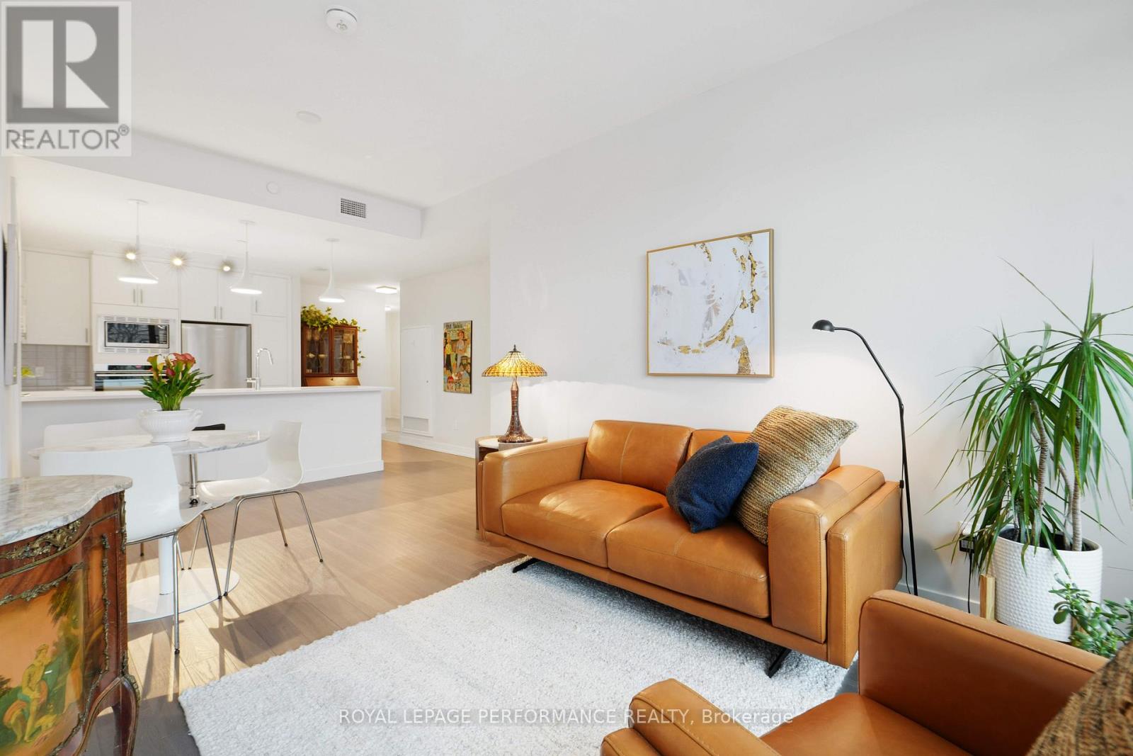 301 - 570 De Mazenod Avenue, Ottawa, Ontario  K1S 5X2 - Photo 9 - X12826904