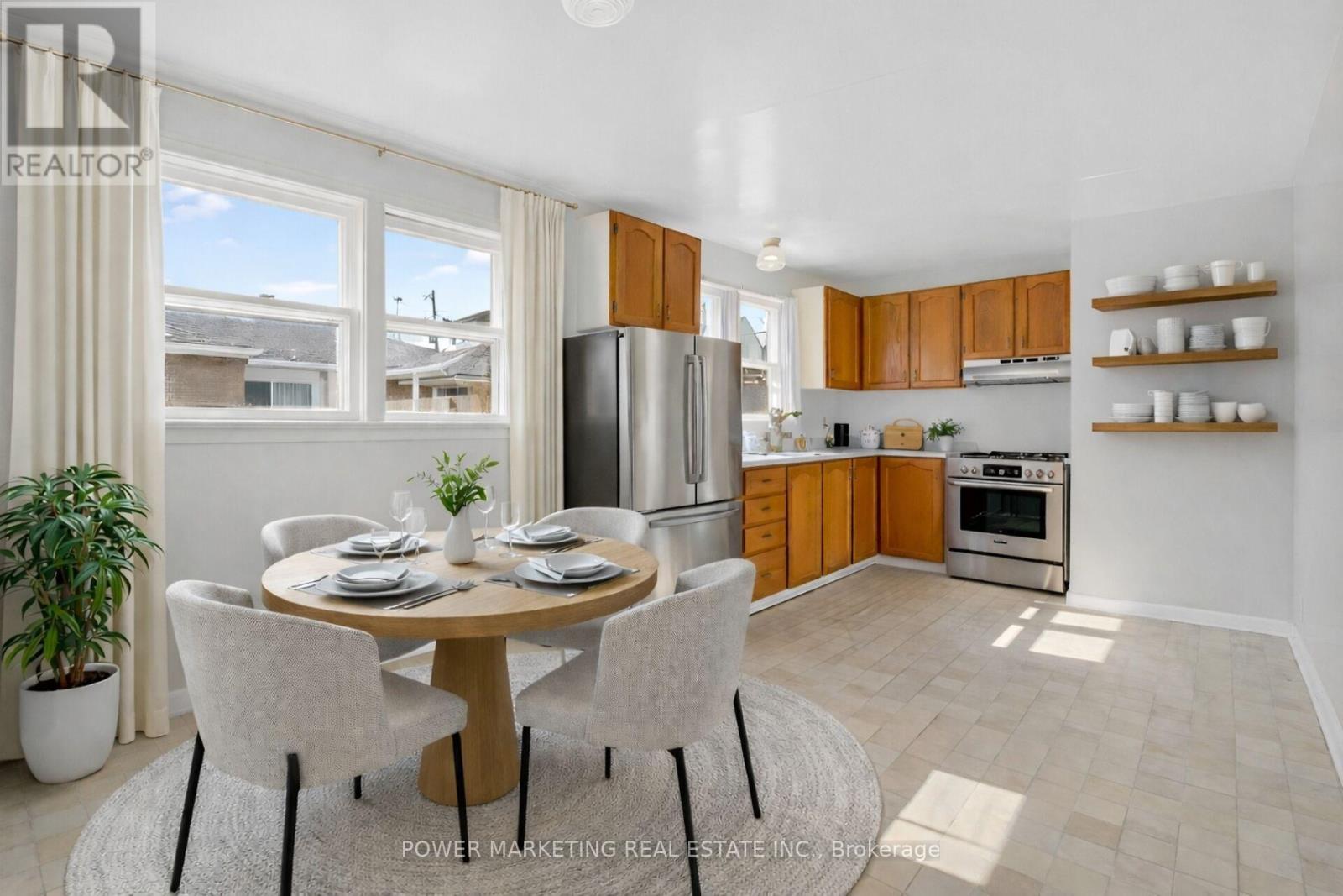 944 Eve Street, Ottawa, Ontario  K1K 3R4 - Photo 7 - X12871240